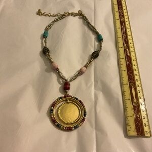 🤑🤑🤑 5 FOR $35 🤑🤑🤑 Chico’s beaded necklace green, tan and gold